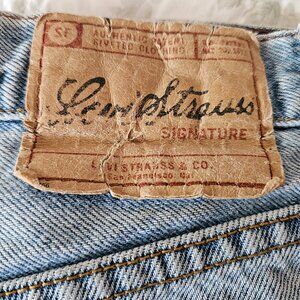 Vintage Levis Signature Distressed Jeans 34x30